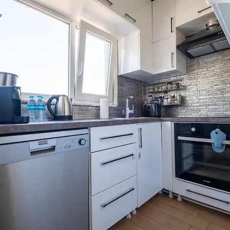 Apartamento Stunning 2br At The Brim Of The Bosphorus *