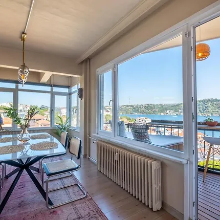 Stunning 2br At The Brim Of The Bosphorus Apartment